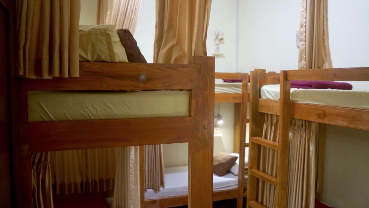The Sleepingroom Hostel Yogyakarta Eksteriør billede
