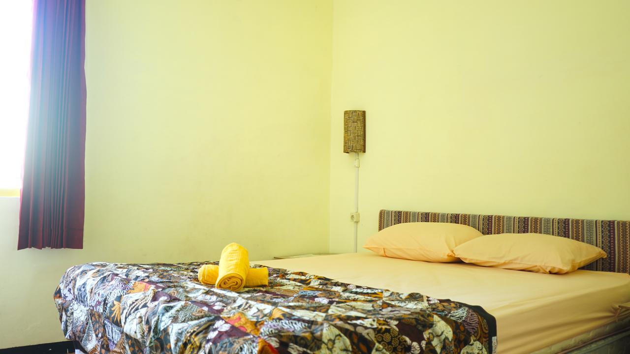 The Sleepingroom Hostel Yogyakarta Eksteriør billede