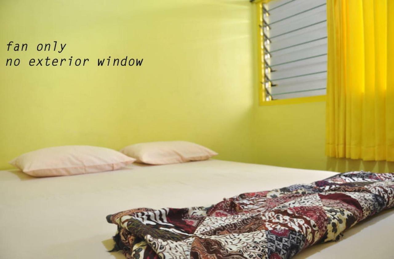 The Sleepingroom Hostel Yogyakarta Eksteriør billede