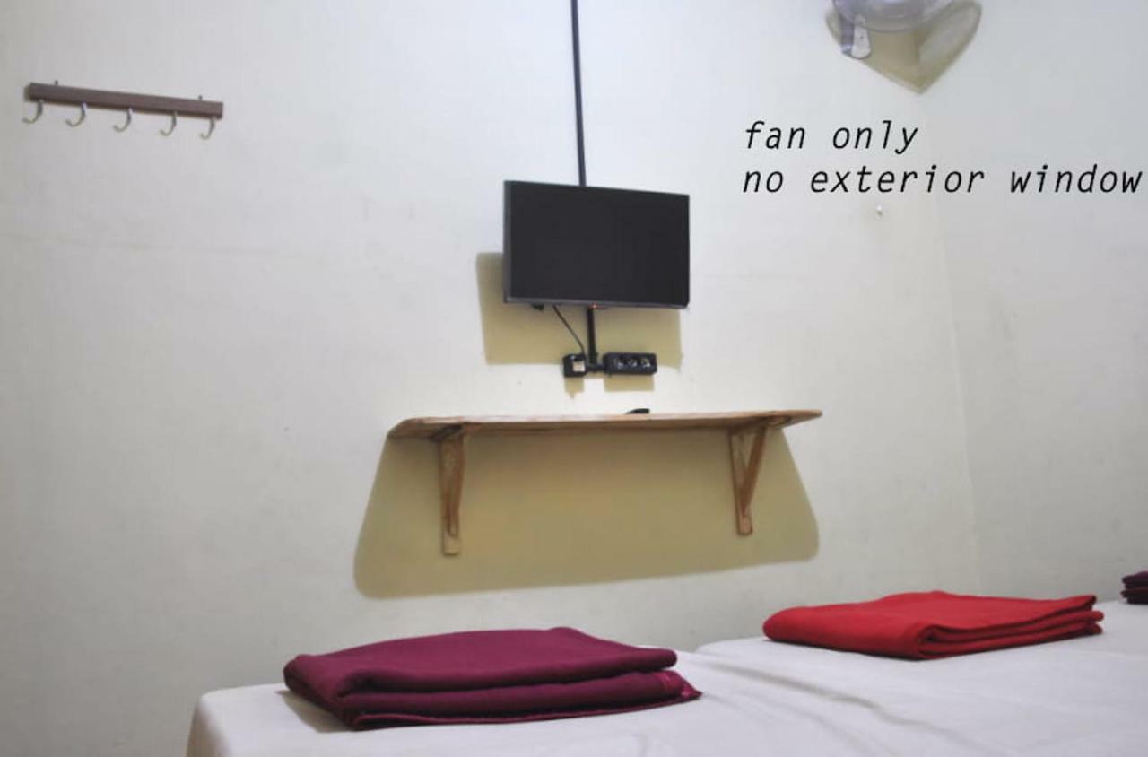 The Sleepingroom Hostel Yogyakarta Eksteriør billede